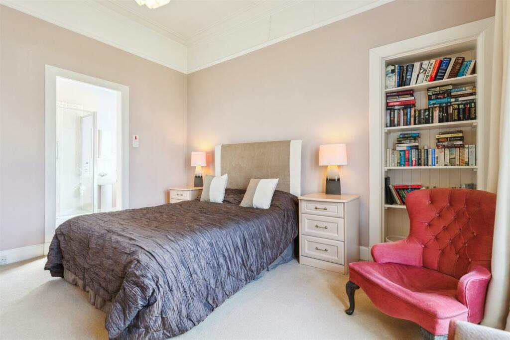 YATES HELLIER - 21 Larch Road (35 of 45).jpg