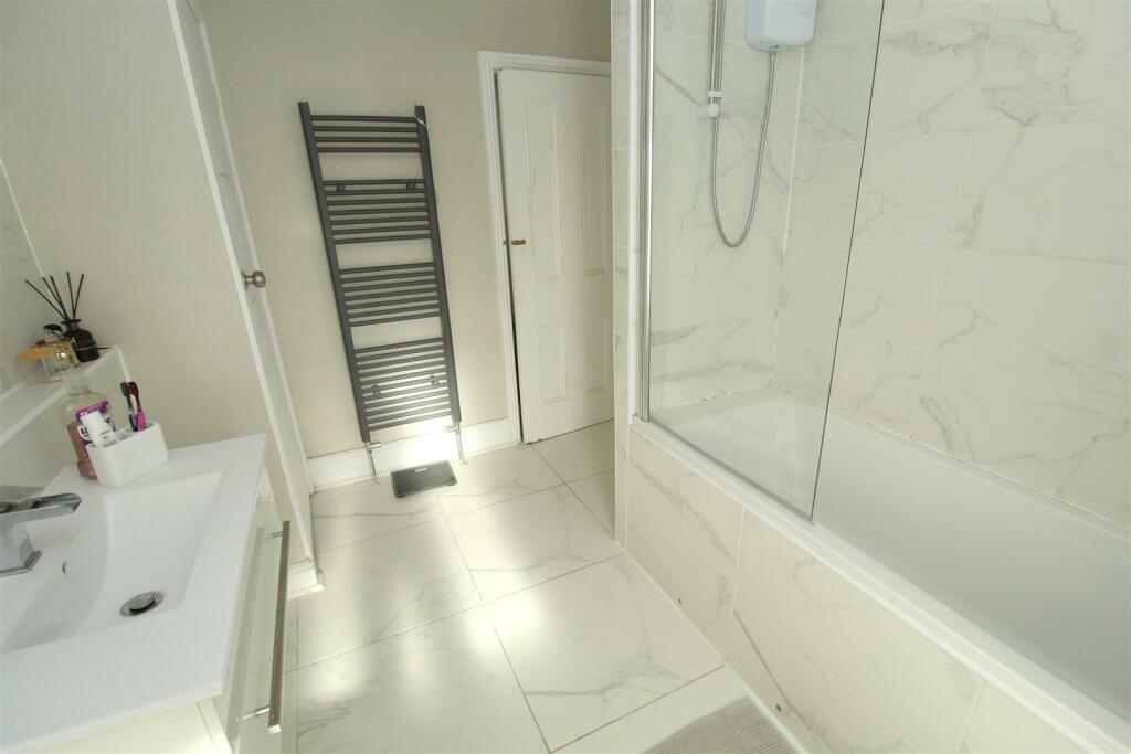 Bath2.JPG