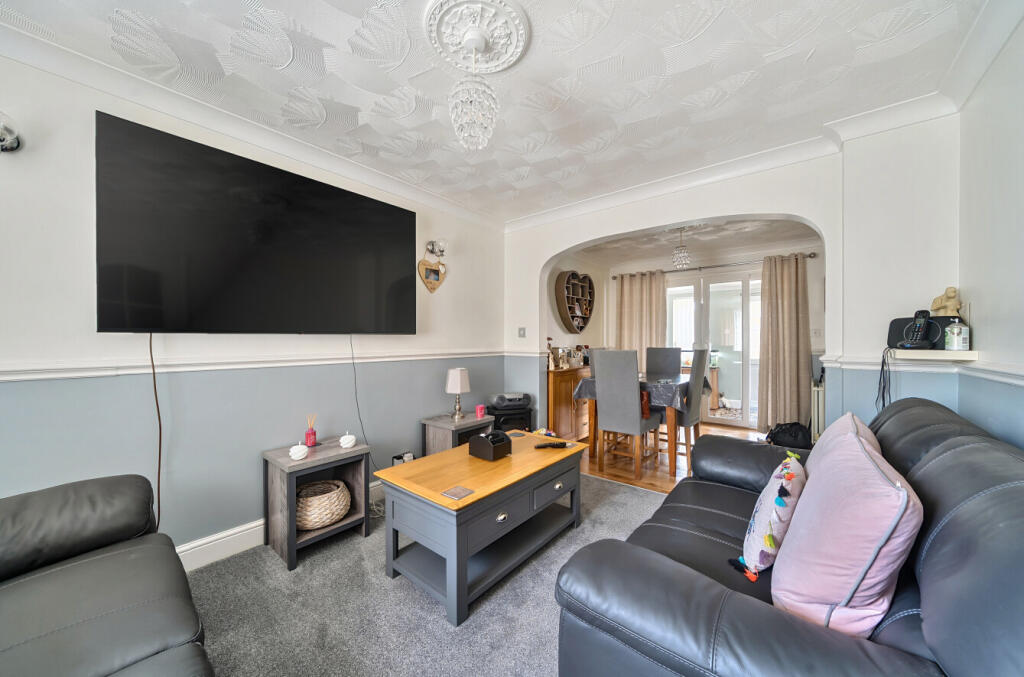 1315969-6-685d548...