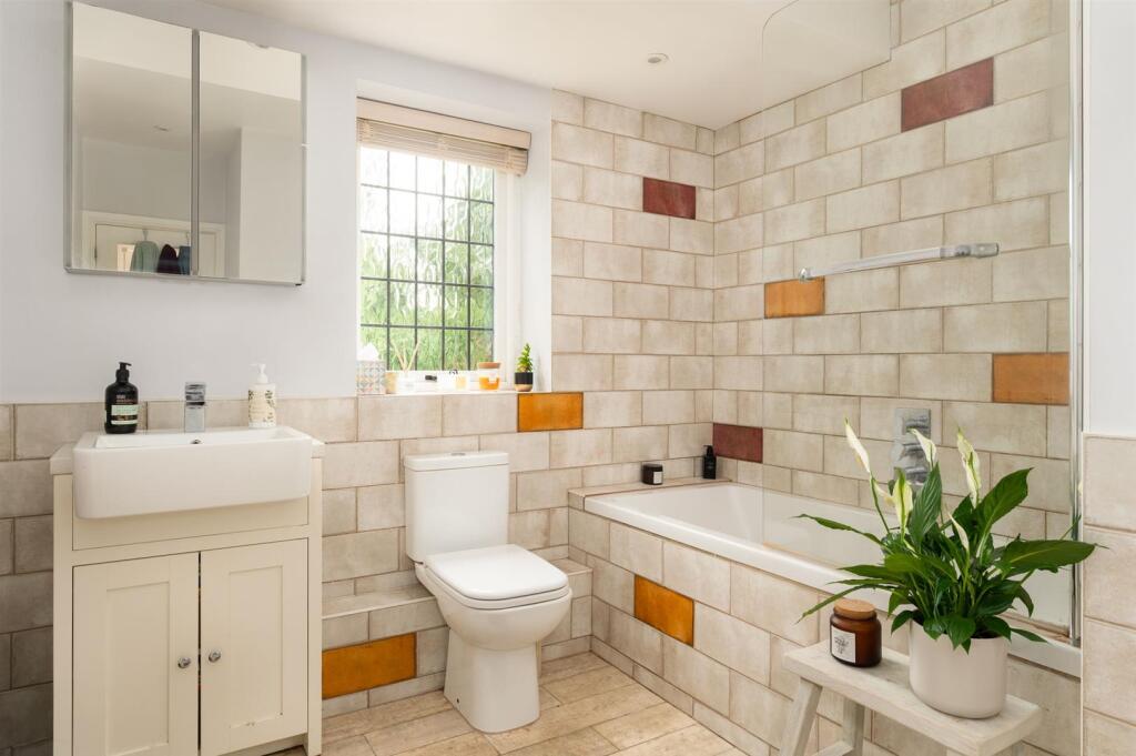 GF Bathroom