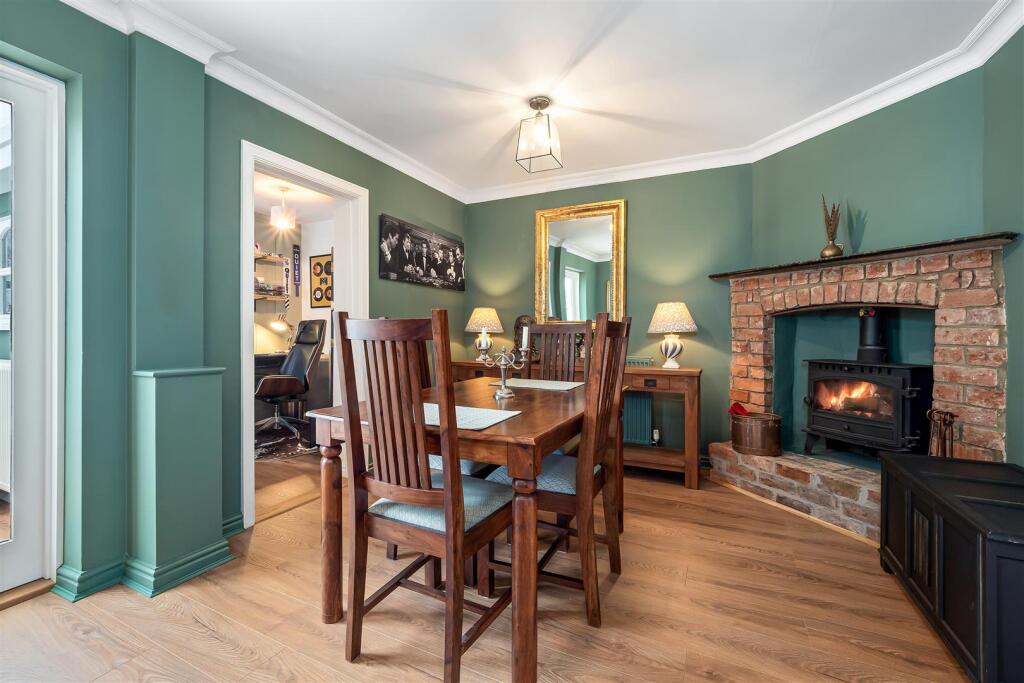 Spacious Dining Room