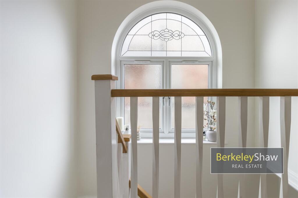 Thornfield Road Thornton L23