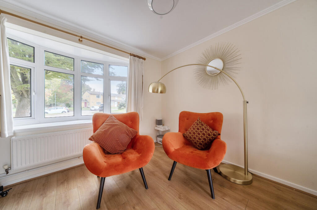 1361685-5-68ee19f...