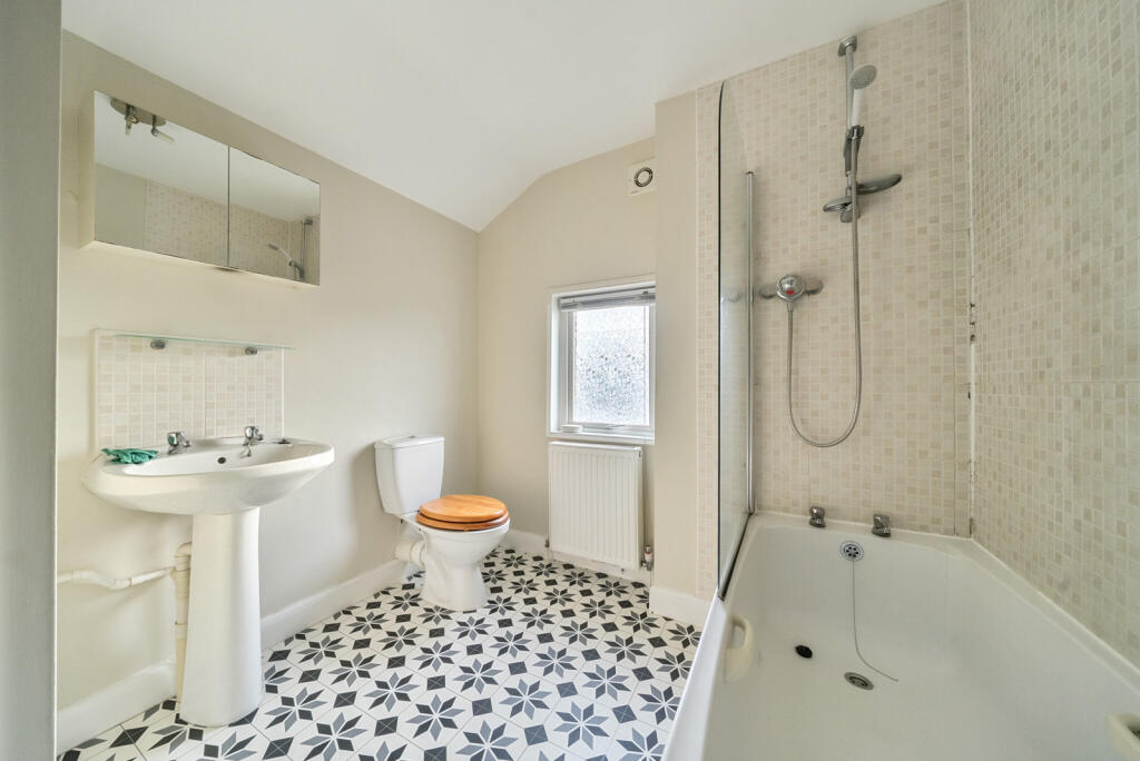 1392827-12-694954...