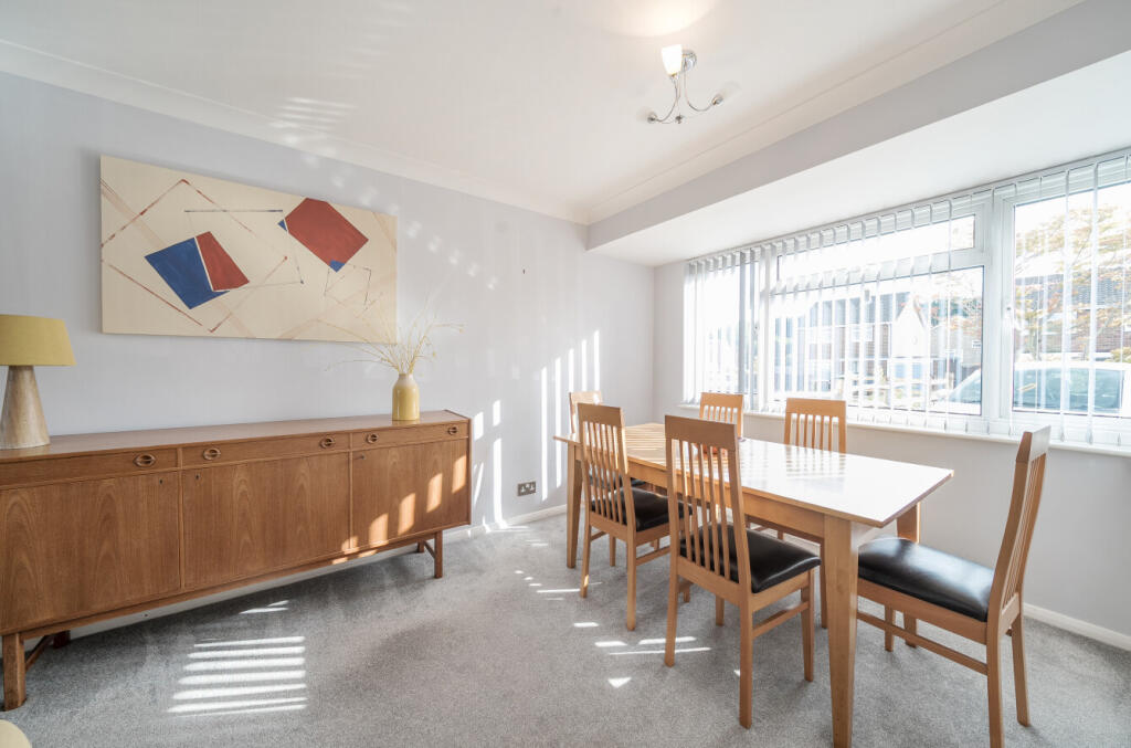 1301753-8-6838097...