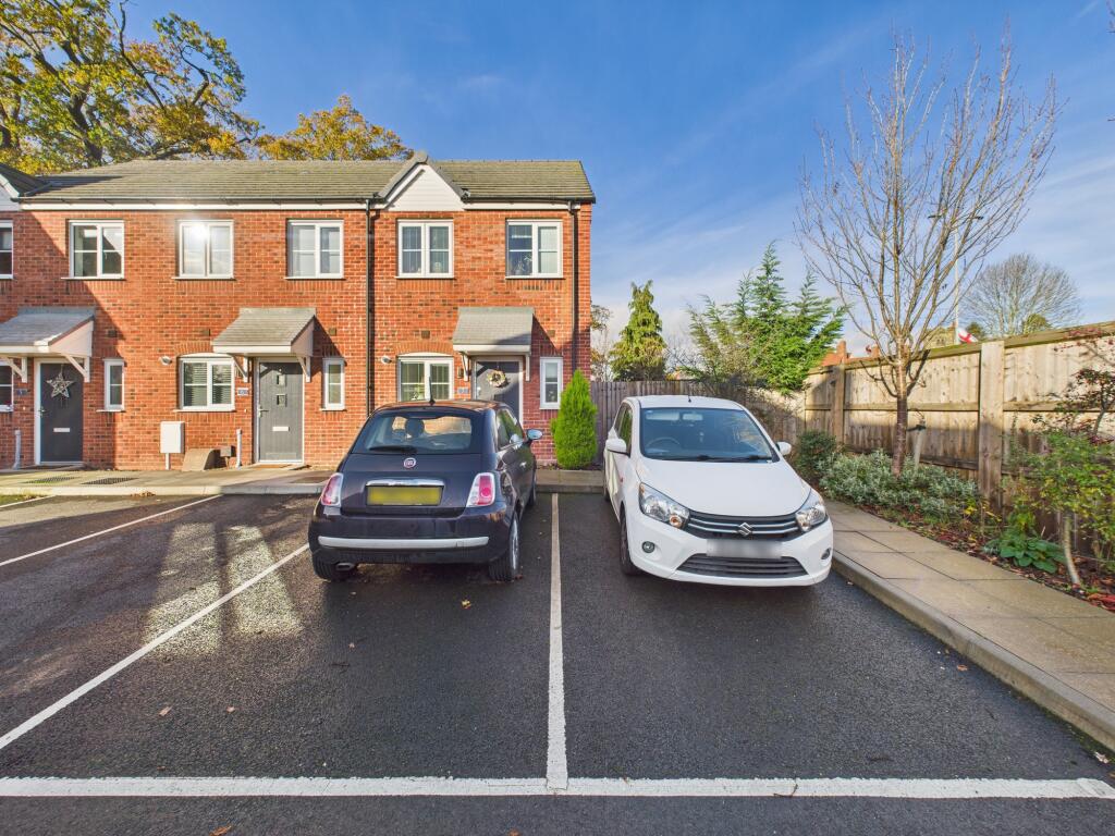 CAM05192G0-PR0179-STILL012