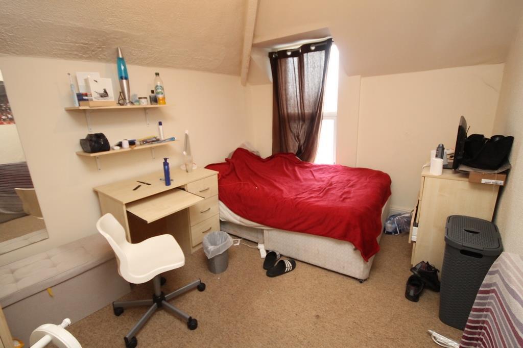 Bedroom Two (Copy).JPG