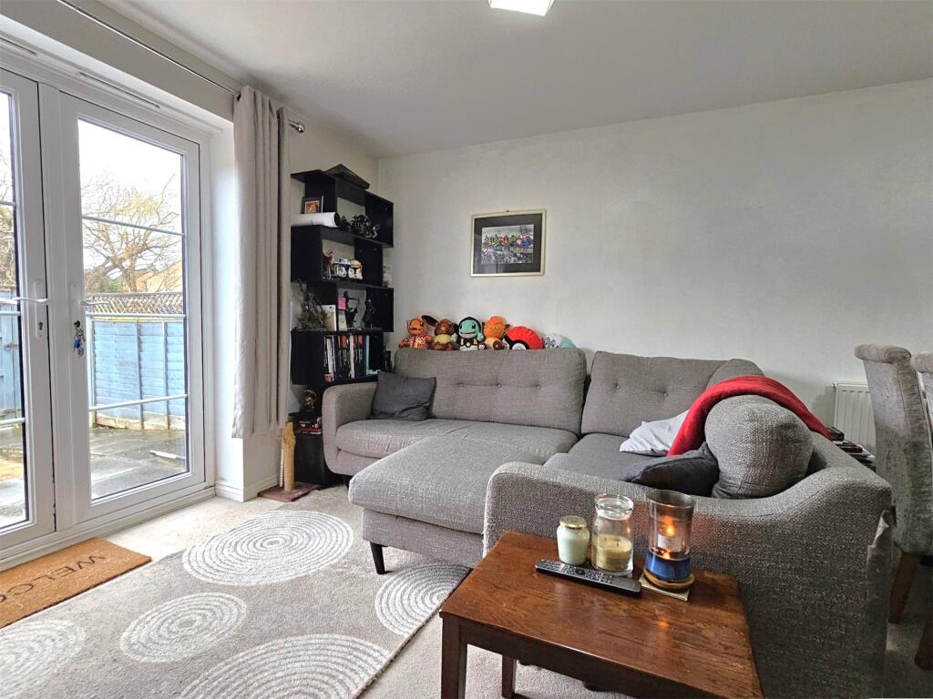 Living Room/Diner