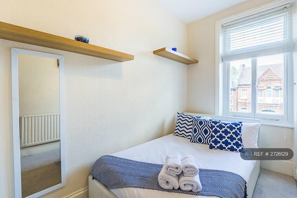 Bedroom 2a