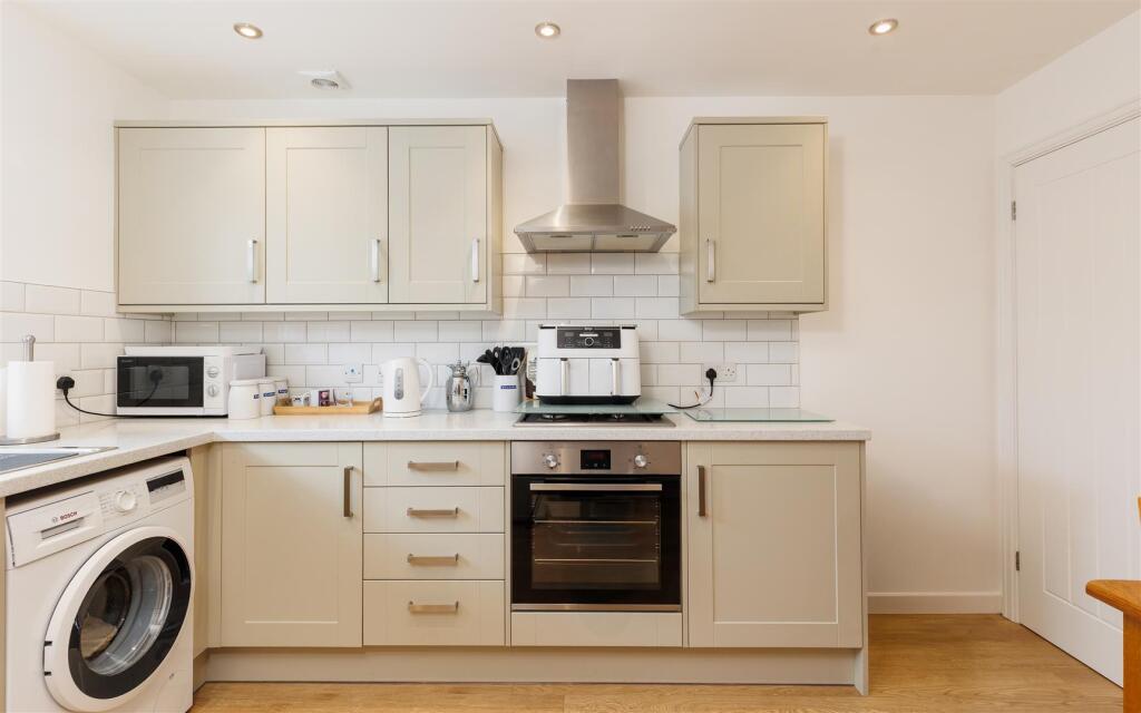 Kitchen 1-3