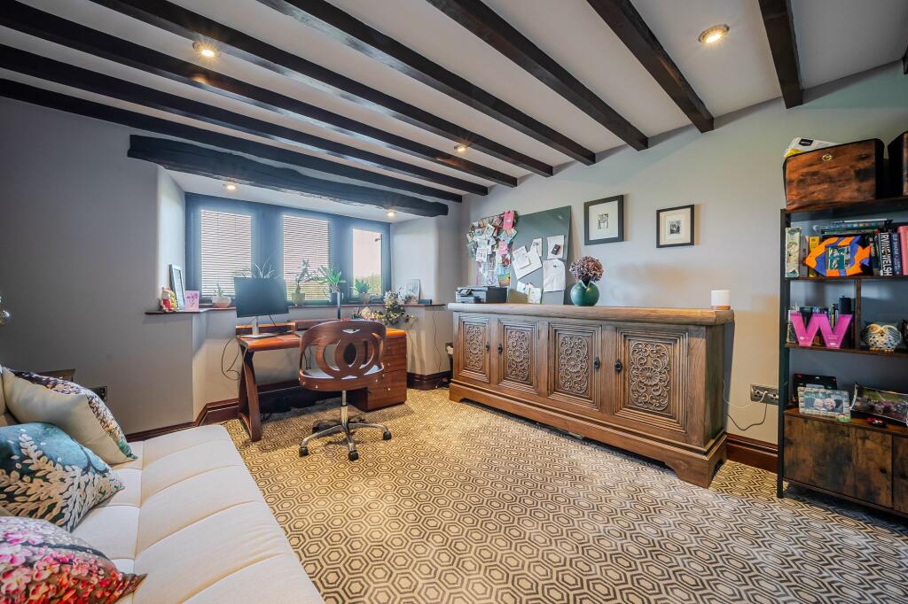 OFFICE\BEDROOM 3