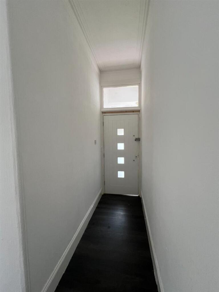 Hall (L-Shaped)