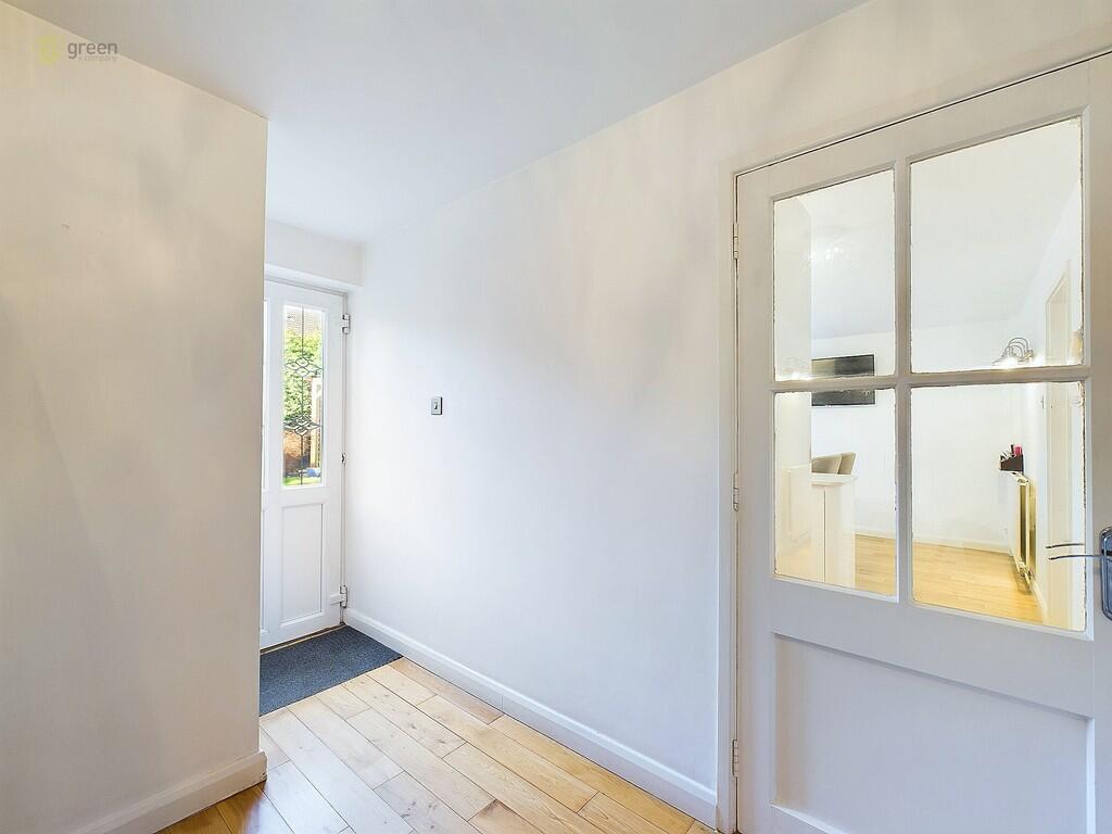 CAM04914G0-PR0028...