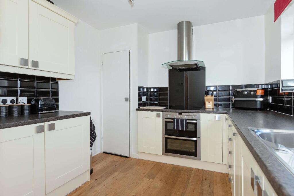 Russell Court_4.jpg