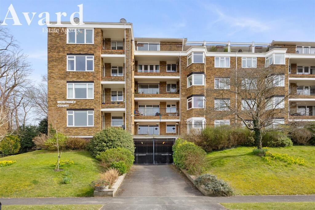 Varndean Drive_Monterey Court_Flat 9-020.jpg