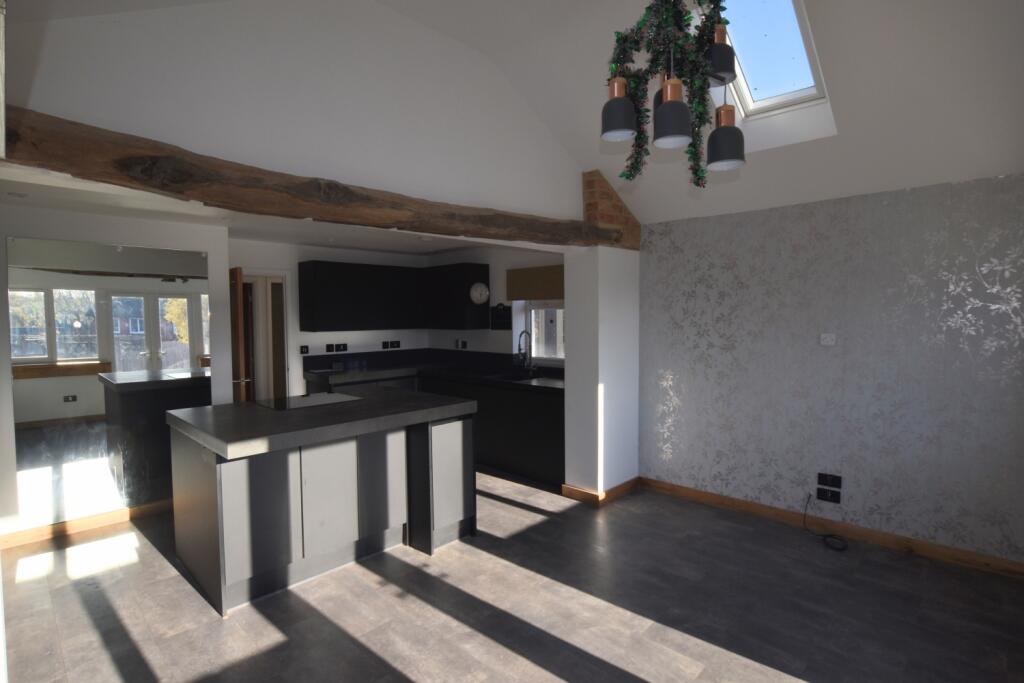 14 Huntingbrooke kitchen view