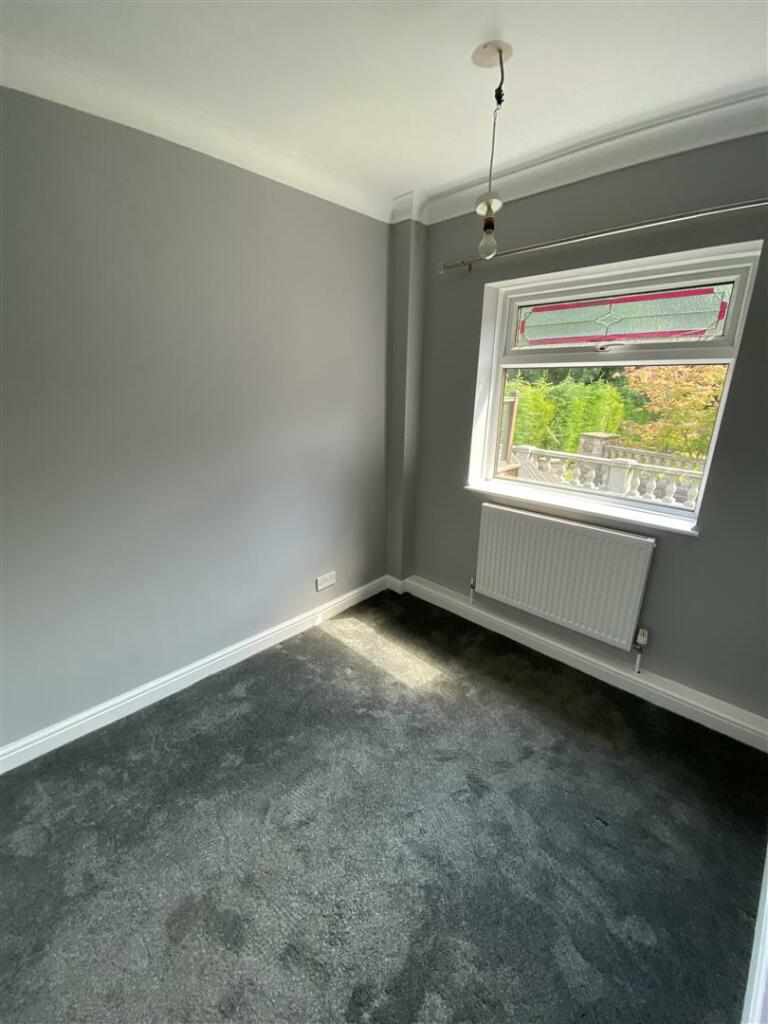 Bedroom no.4/office front: