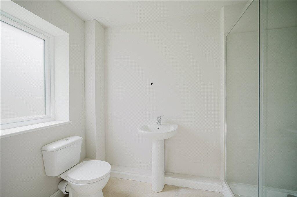 En-Suite No. 08