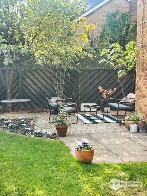 GARDEN.jpg