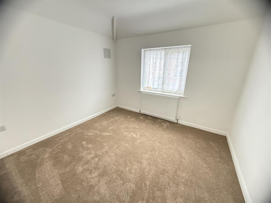 8 throneycroft -8.jpg