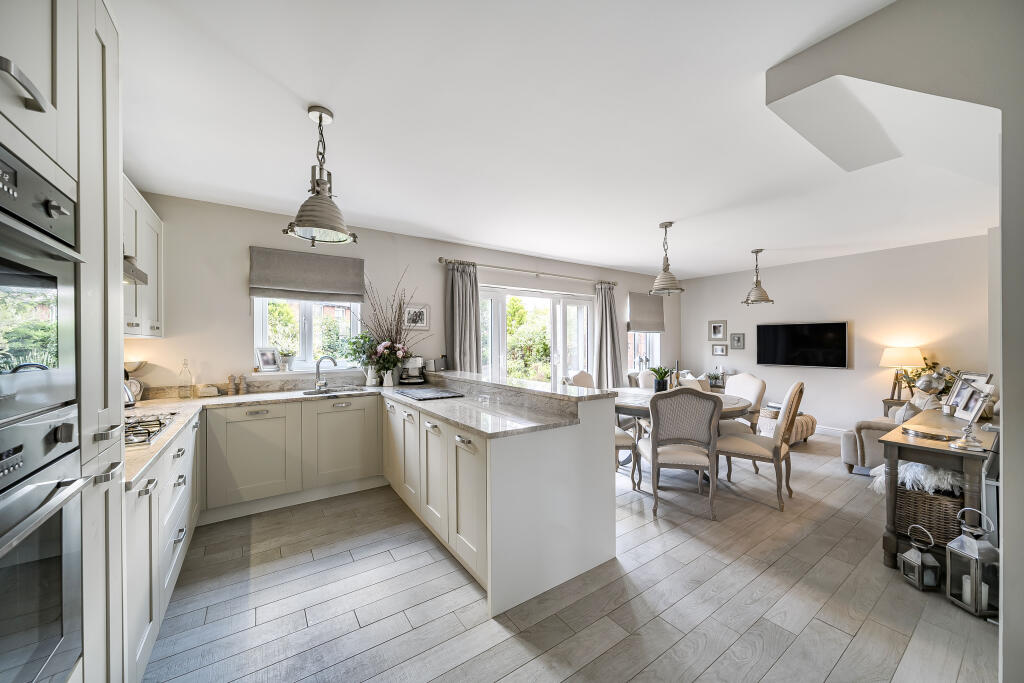 131213110685951a3bbce6