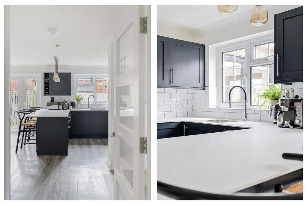 MIDDLE CLOSE (2).jpg