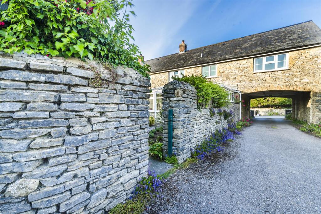 OLD YEW COTTAGE-96.jpg