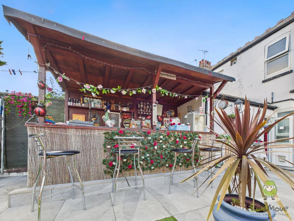 CAM01543G0-PR0138-STILL050