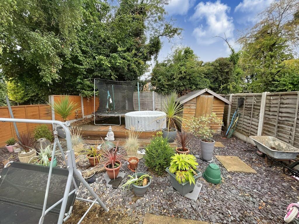 Garden Aspect 2
