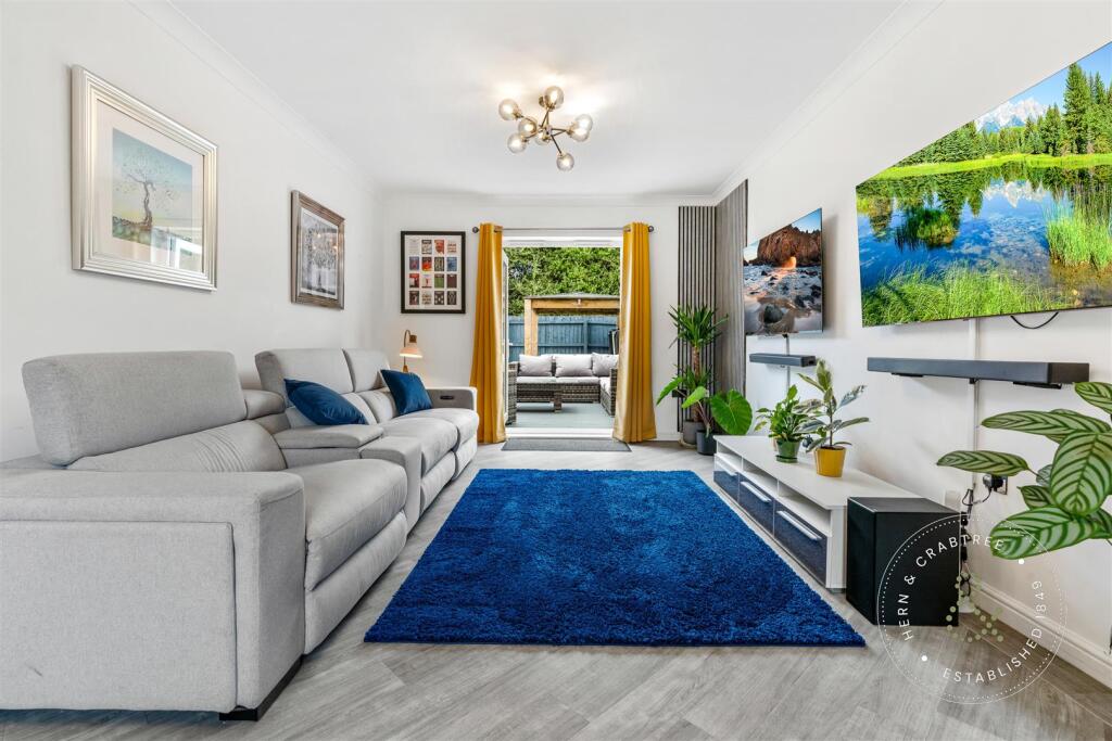 Long Heath Close, Hern Crabtree (53).jpg