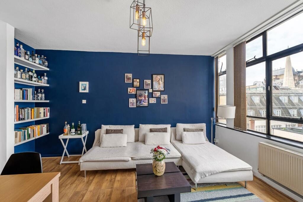 Flat 15 89 Great Portland Street-4.jpg