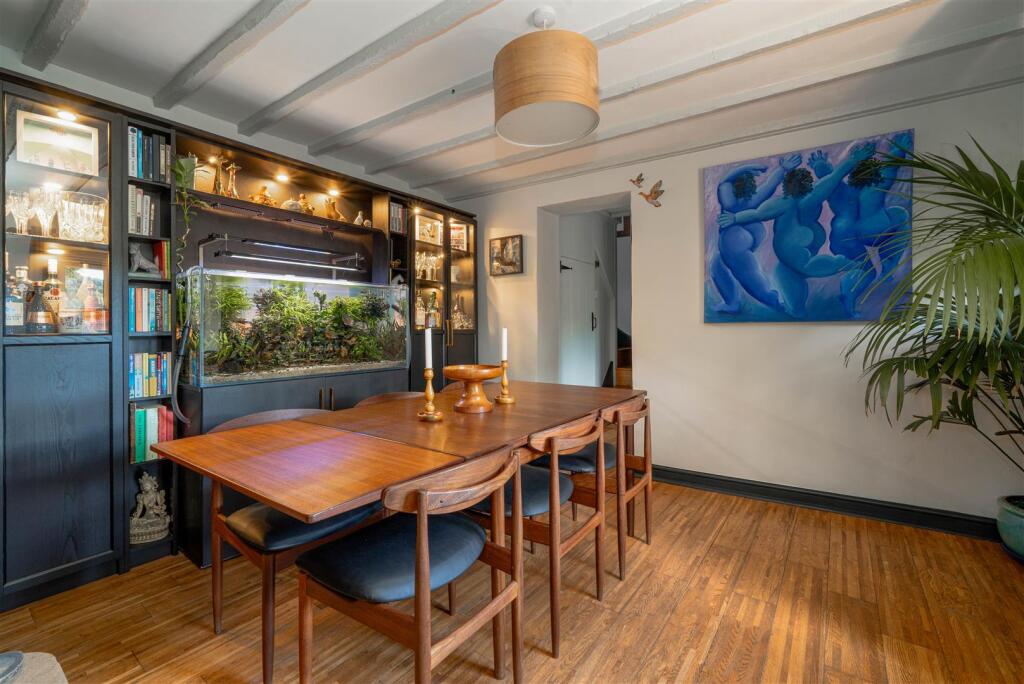 Dining Room.jpg