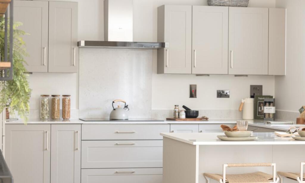 Dandara - The Russetts - The Elder, Home 21