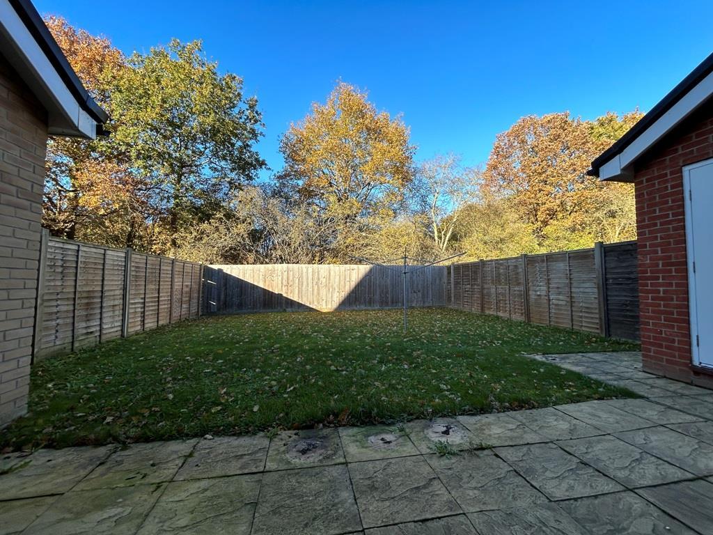 OUTSIDE (REAR)
