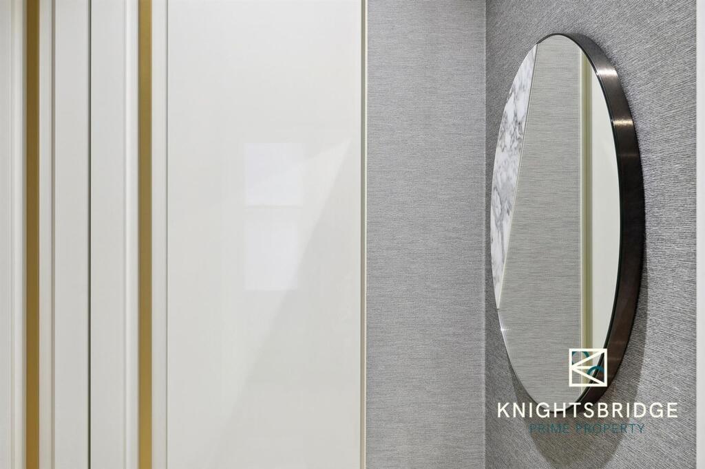 Apartment 4, 106 Park St (14).jpg