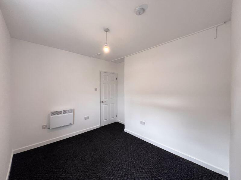 Bedroom Side