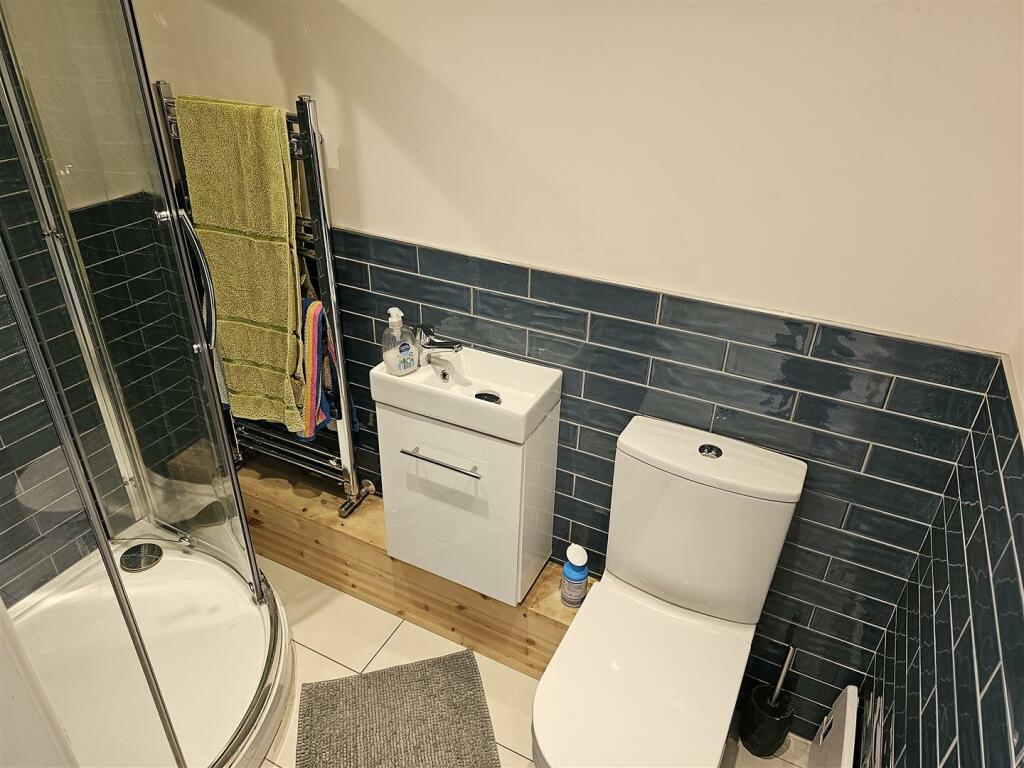 shower room.jpg