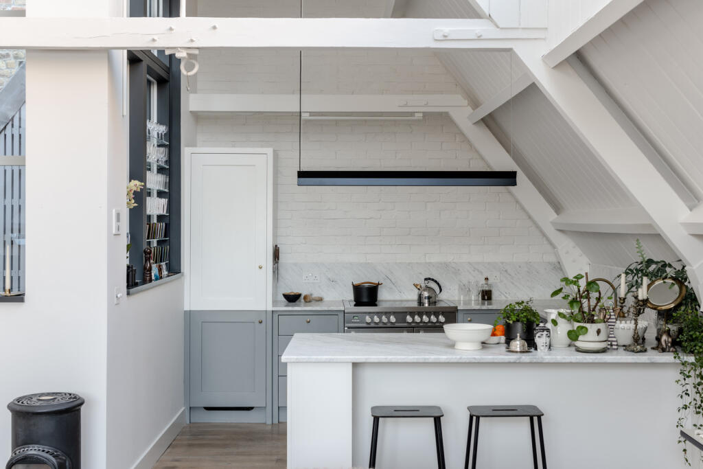 251300 - TMH_LESWIN-119.jpg