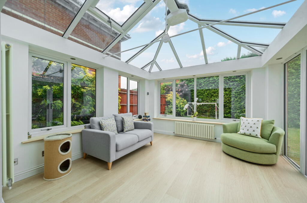 1299489-23-6835b8...