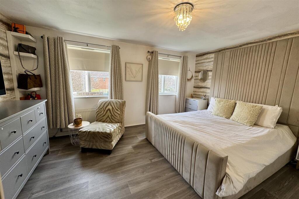 Bedroom/Former Lounge