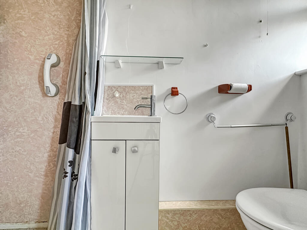 afad97382fa35ca8f3a88a9e493d3f17c8dc93d3