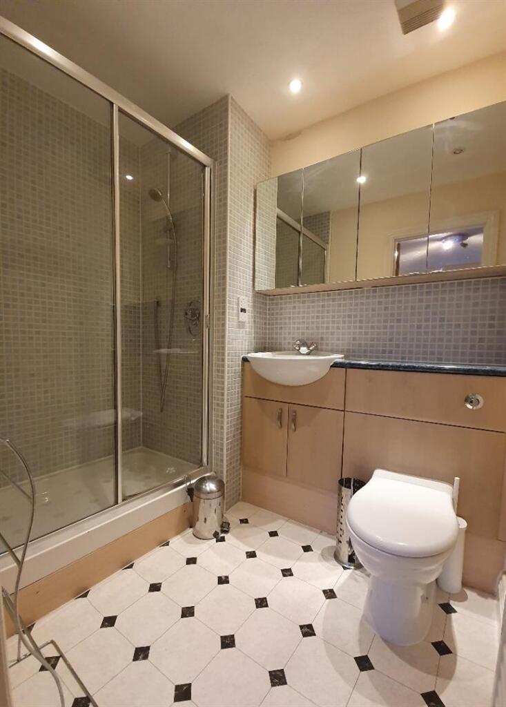 En-suite Shower Room .jpg