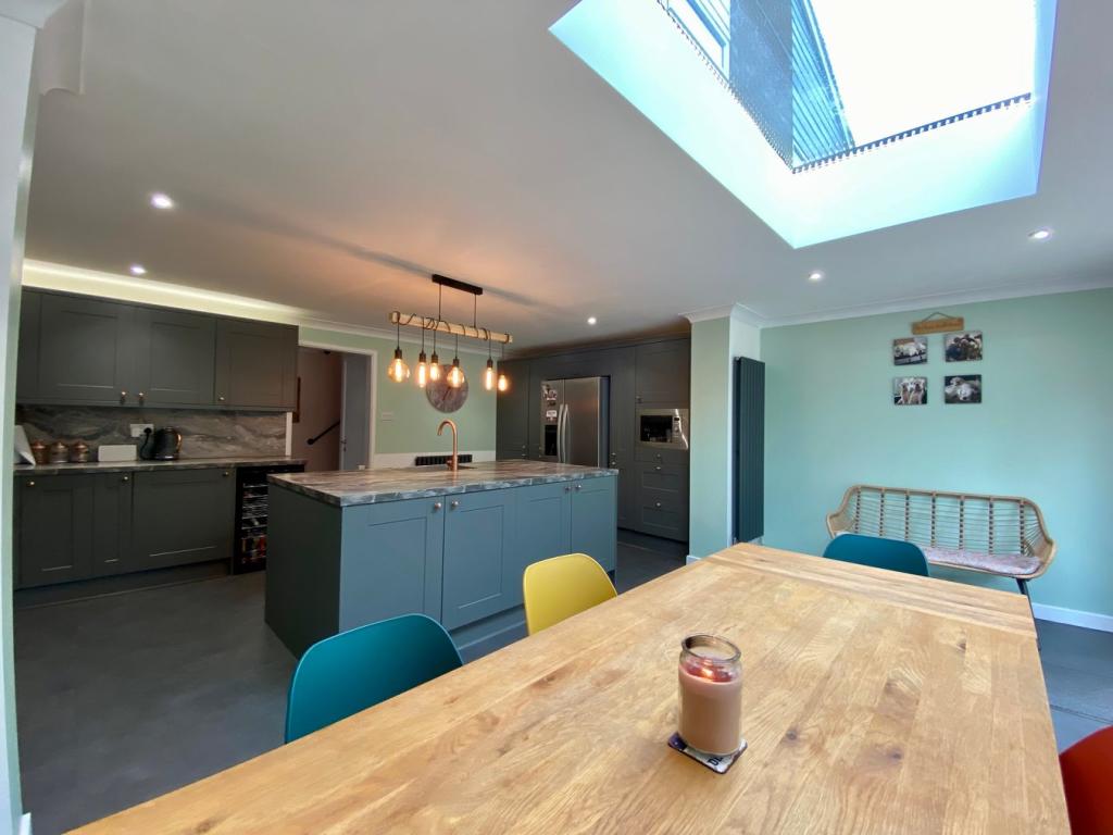 Kitchen/Living/Dinin