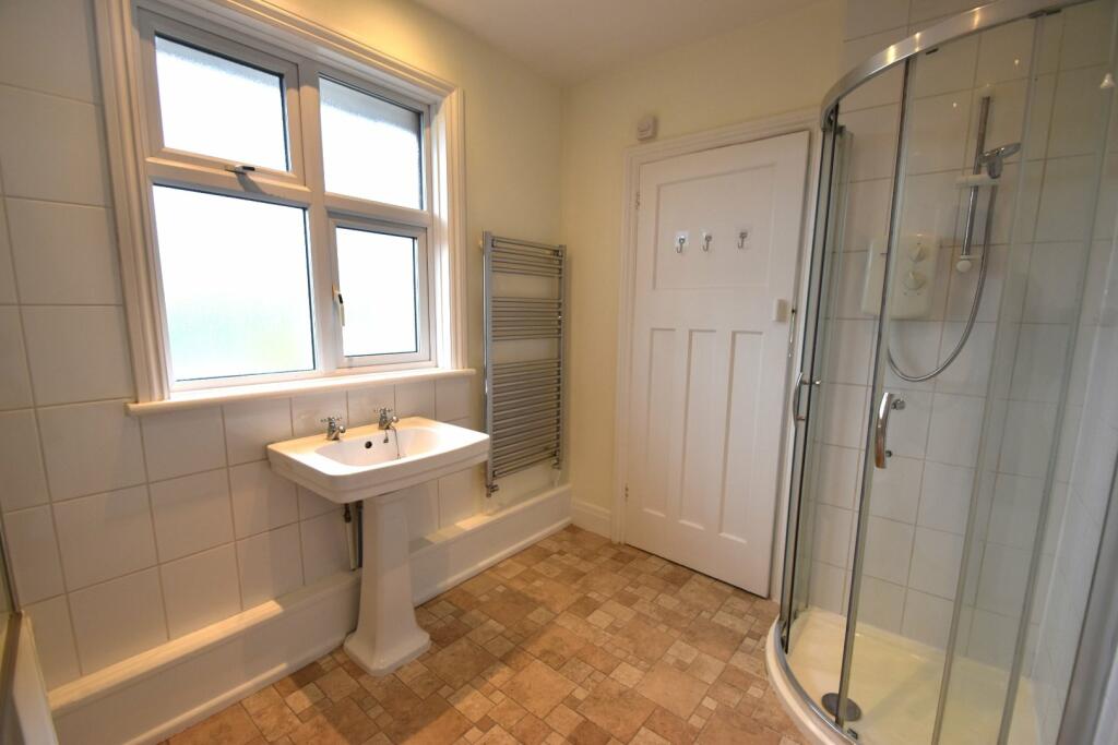 Crediton Seddons