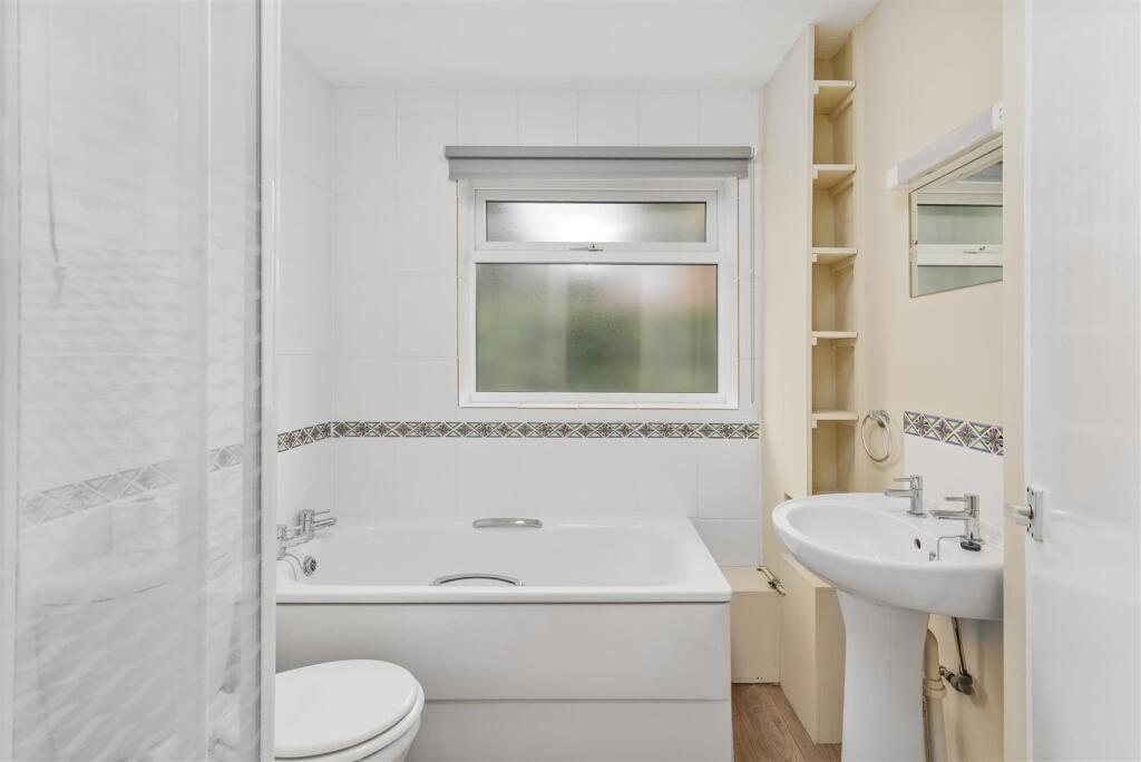 1 Willow Road, Banbury-24.jpg