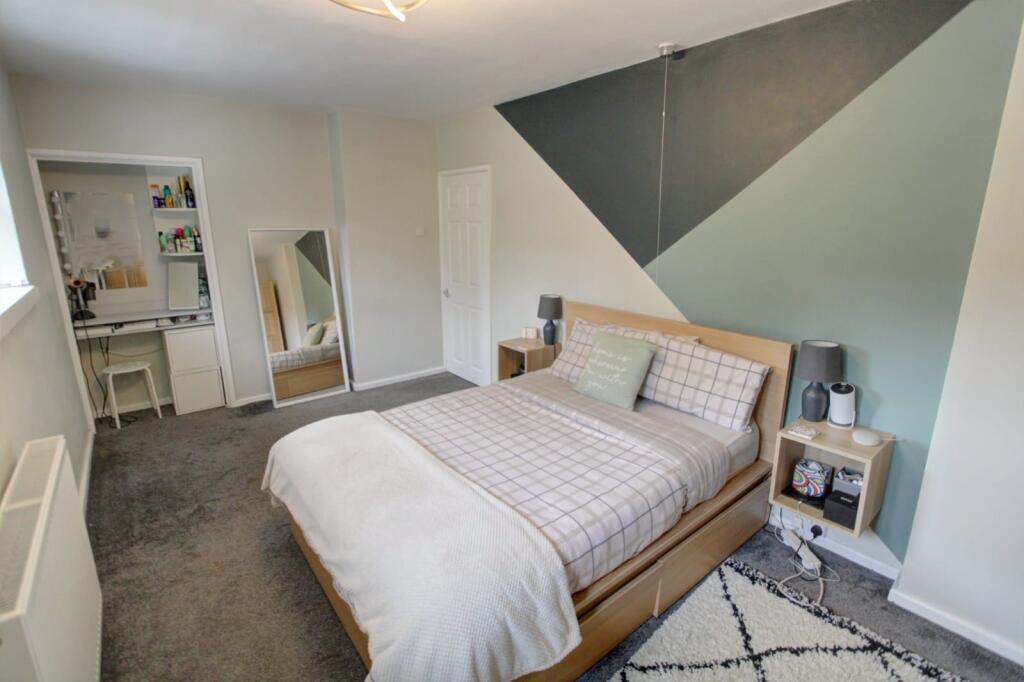 Bedroom 1 NEW
