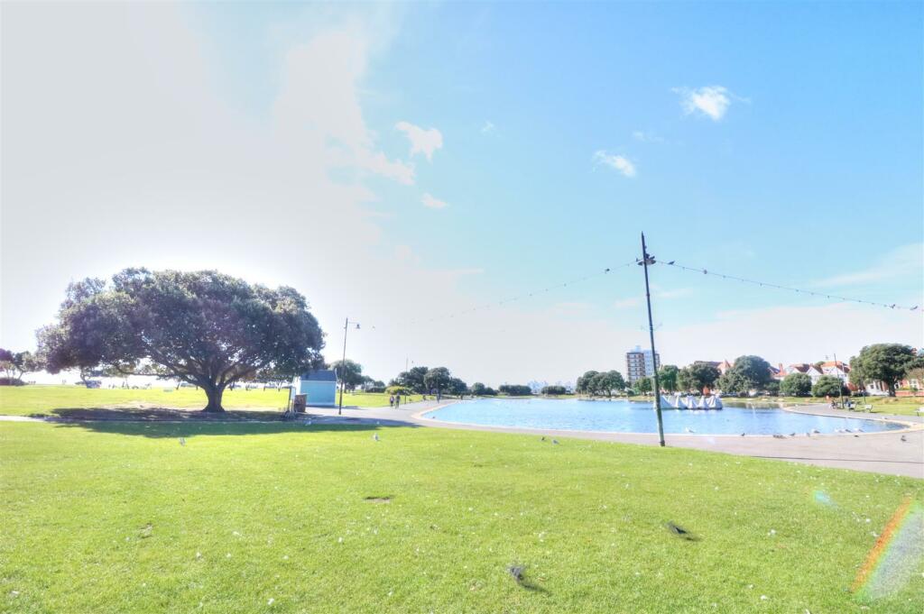 Canoe Lake to Seafront