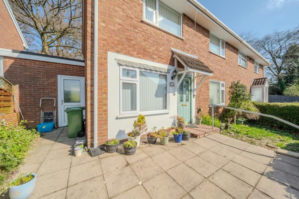 22 Garw Wood Drive-22.jpg