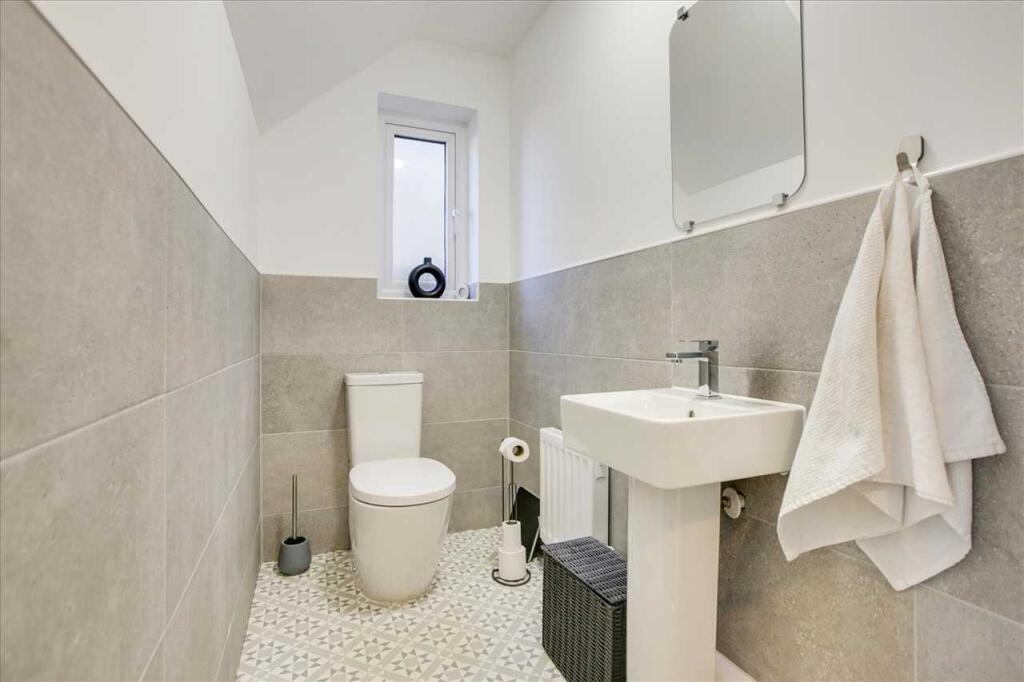 Lower Level WC