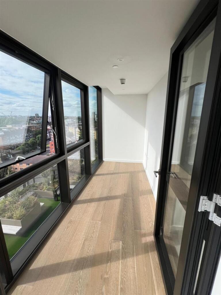 WhatsApp Image 2024-08-05 at 20.27.20 (4).jpeg